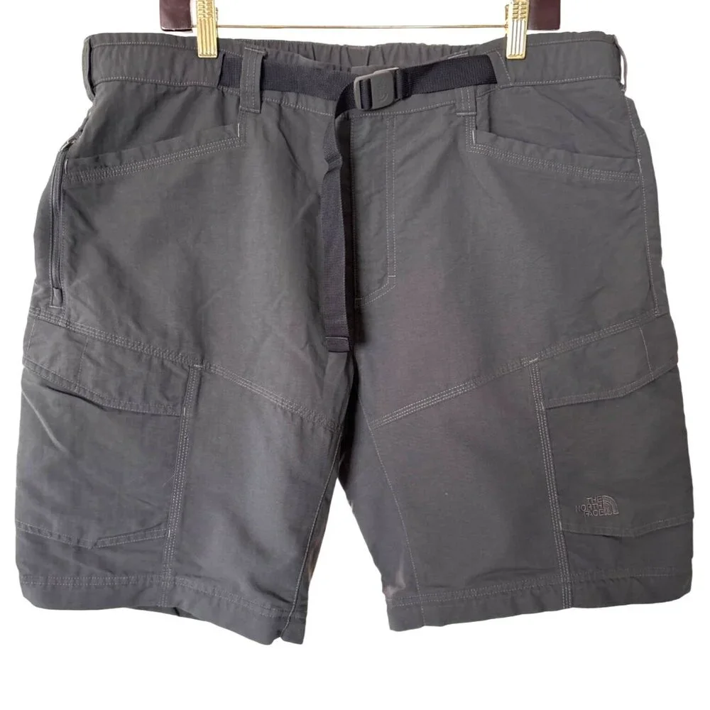 The North Face Mens Size‎ XL Paramount Peak II Shorts Black Hiking Camping Cargo